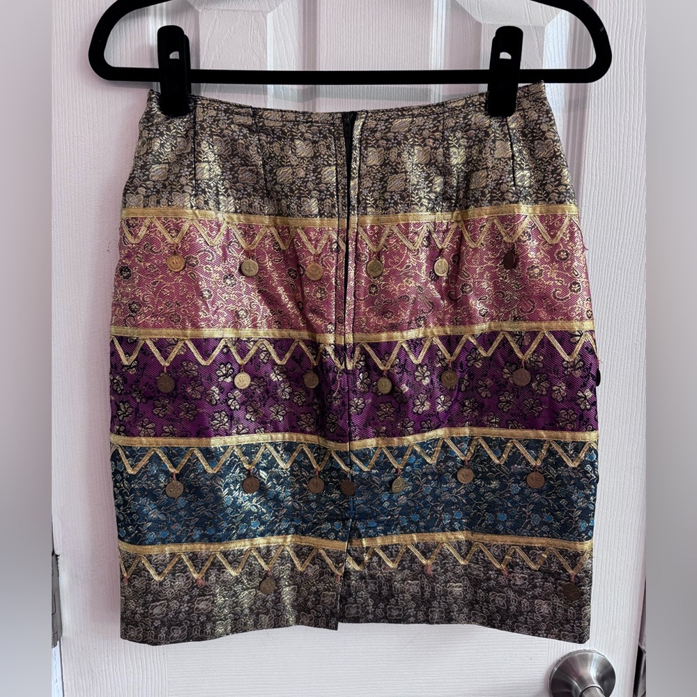 SANDY STARKMAN Vintage 90s Brocade Metallic Skirt w/ Gold Coin Details Size 8 - Picture 4 of 6